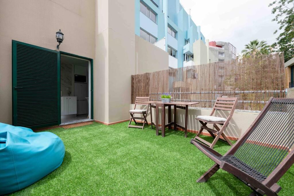 By The Sea III Lido - Com Piscina Apartment Фуншал Екстериор снимка