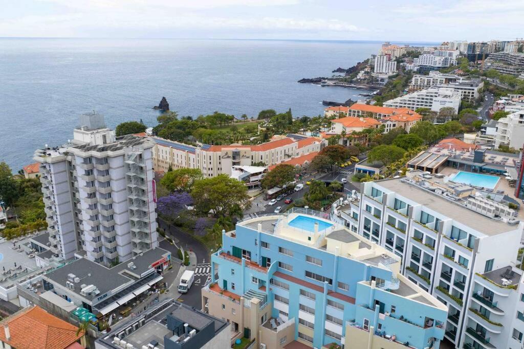 By The Sea III Lido - Com Piscina Apartment Фуншал Екстериор снимка